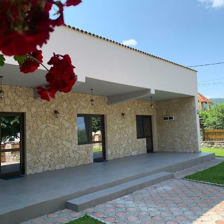 Casa Roka Apartment Eselnita Ngoại thất bức ảnh