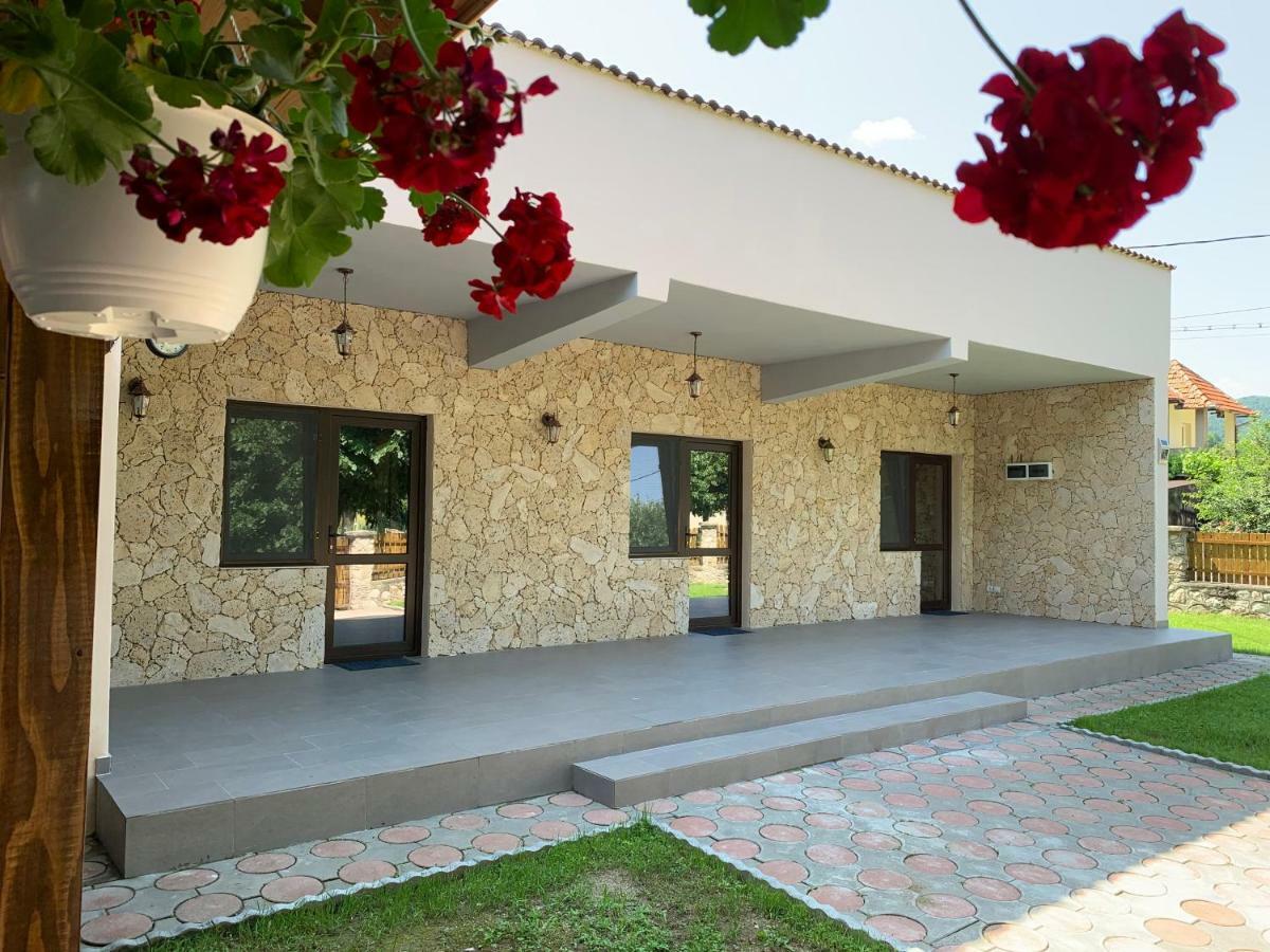 Casa Roka Apartment Eselnita Ngoại thất bức ảnh