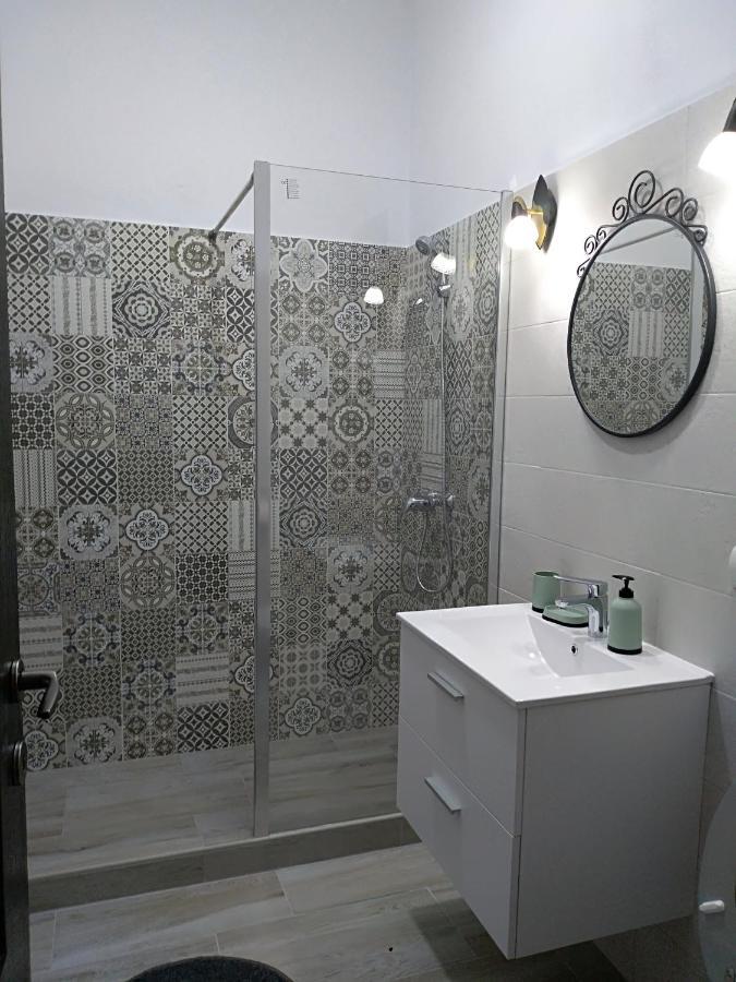 Casa Roka Apartment Eselnita Ngoại thất bức ảnh
