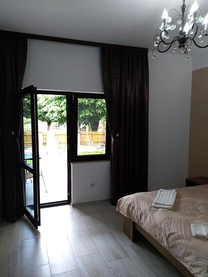 Casa Roka Apartment Eselnita Ngoại thất bức ảnh